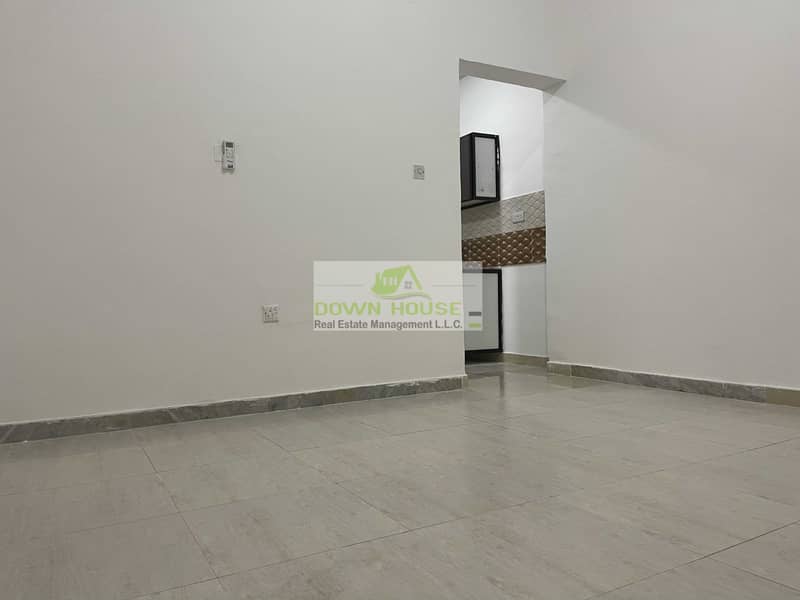 3 Haz/ amazing clean studio flat for rent in al Mushrif area