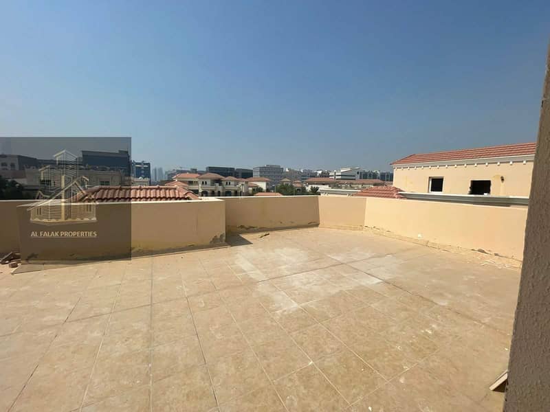 VIP luxurious 1 bed apt with private trace in al Nahyan