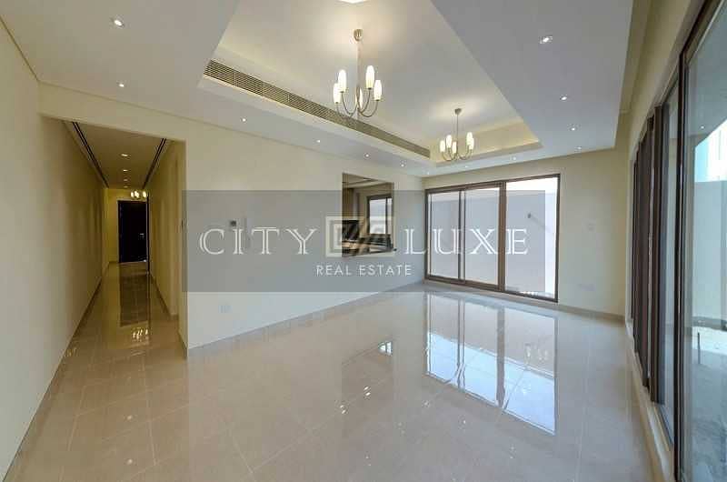 4 Corner| Fully Fitted Kitchen |Luxury 4BR Townhouse