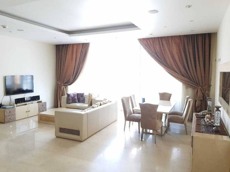 3 3 bed palm jumeirah with beach access all bills are included