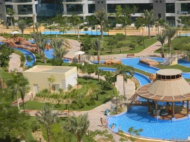 4 3 bed palm jumeirah with beach access all bills are included