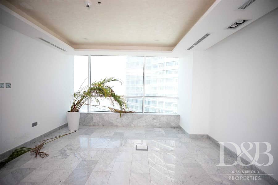 10 Fully Fitted Office | With Full Sea View