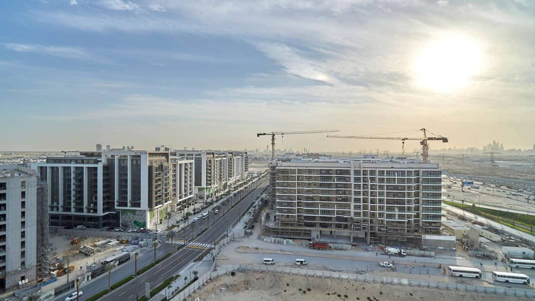 15 Mid-Floor Unit with a View of the Pool