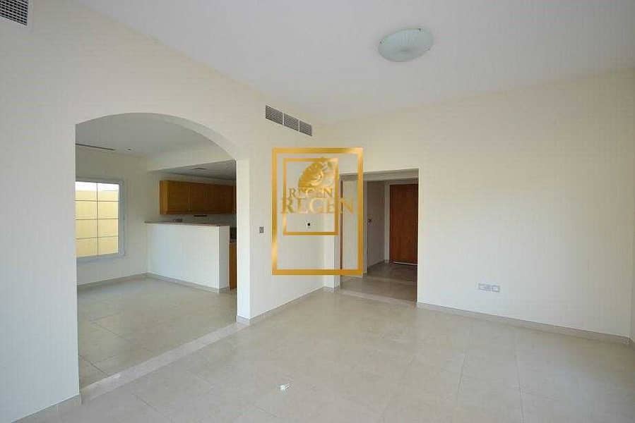 5 Two Bedroom Hall Nakheel Villa  For Rent - Corner Unit - Landscaped Garden