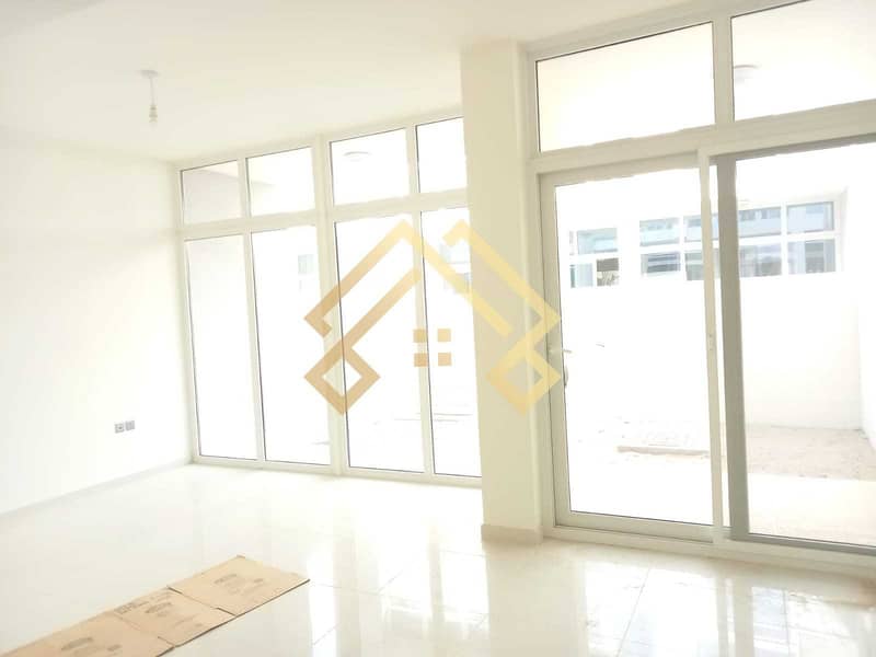 10 Hot deal brand new three bedroom town house for rent