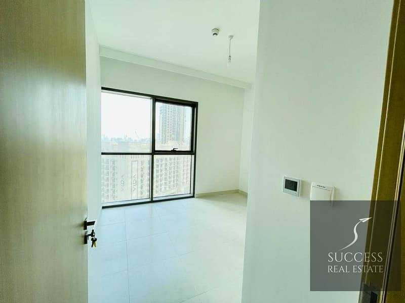 11 LUXURY 3BR / Full BURJ KHALIF VIEW /  BRAND NEW APARTMENT