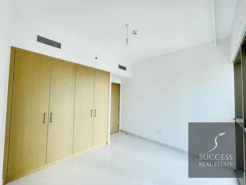 13 LUXURY 3BR / Full BURJ KHALIF VIEW /  BRAND NEW APARTMENT