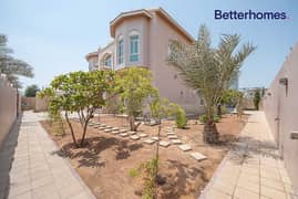 Spacious | Private Garden | Villa With Lift
