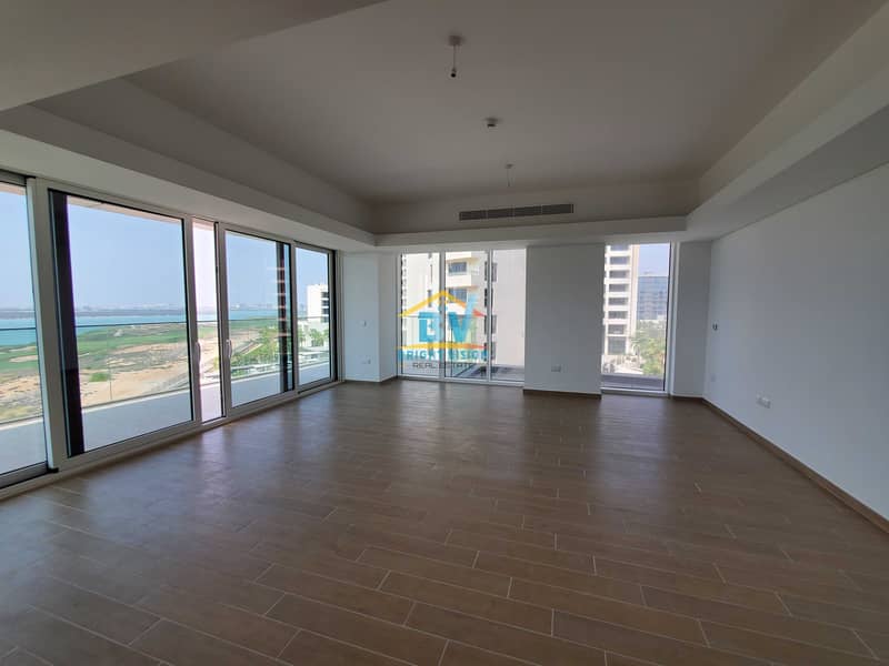 28 Brand New | Hot Deal | Sea View