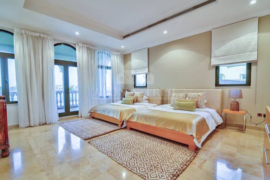 25 New to market Fully furnished  signature villa