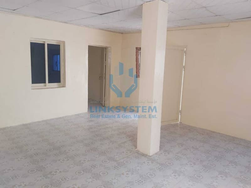 3 Nice Ground Floor villa 4 Bed Hall in Sharjhah
