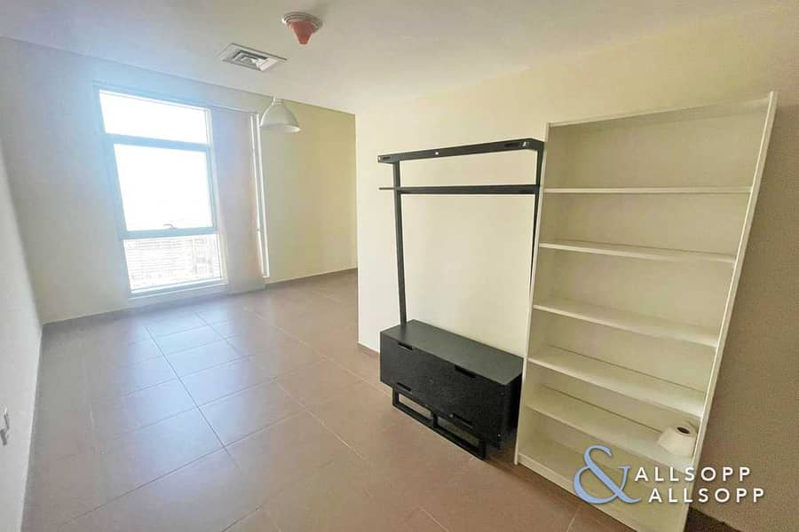 Studio | Semi-Furnished | Business Bay