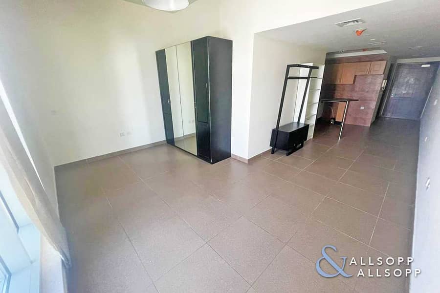 2 Studio | Semi-Furnished | Business Bay