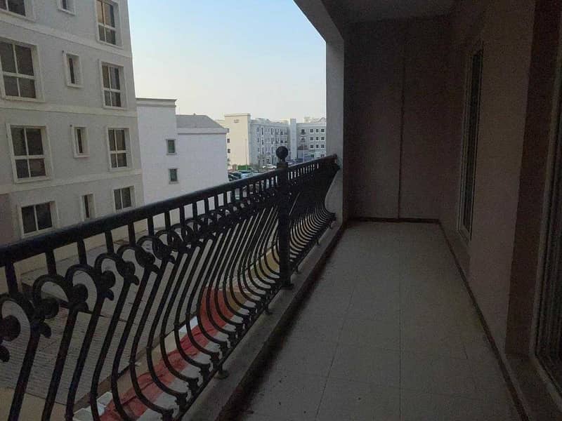 3 Large 1 bedroom with balcony for Rent