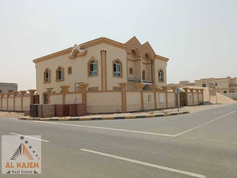 For sale, modern villa, European design, without down payment, central adaptation with electricity and water, and a large external annex in Hoshi area