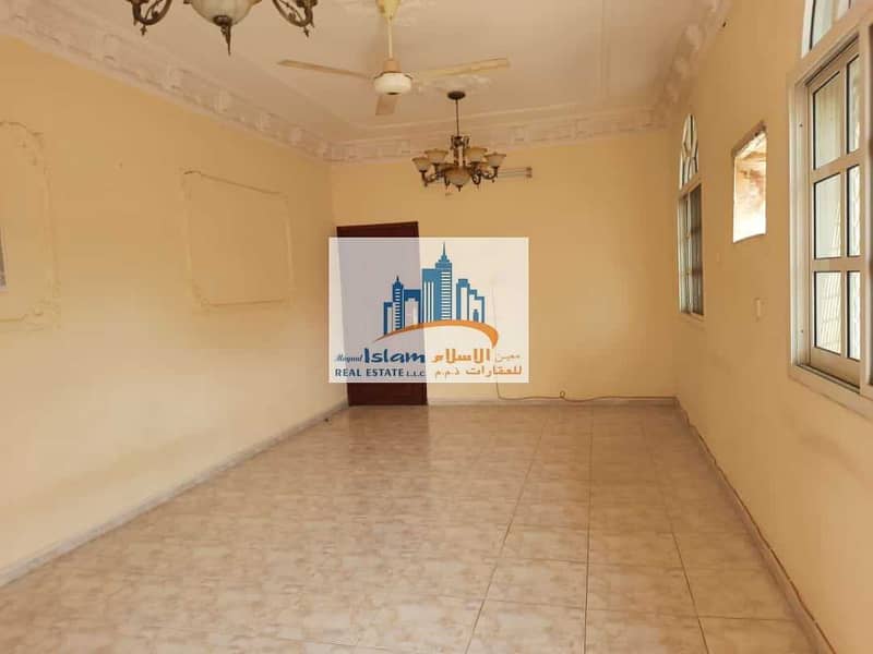 8 BIGGEST VILLA 4 BED HALL MAJLIS  AL MOWAIHAT