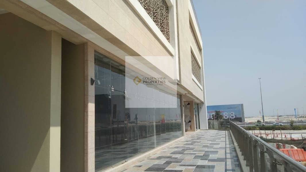 Big shop | Good Location | Corner Unit | Mutipurpose Big shop | Good Location | Corner Unit | Mutipurpose