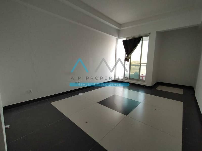 4 HUGE 550SQFT Studio With Balcony Behind Souq Extra Mall In Amazing Price