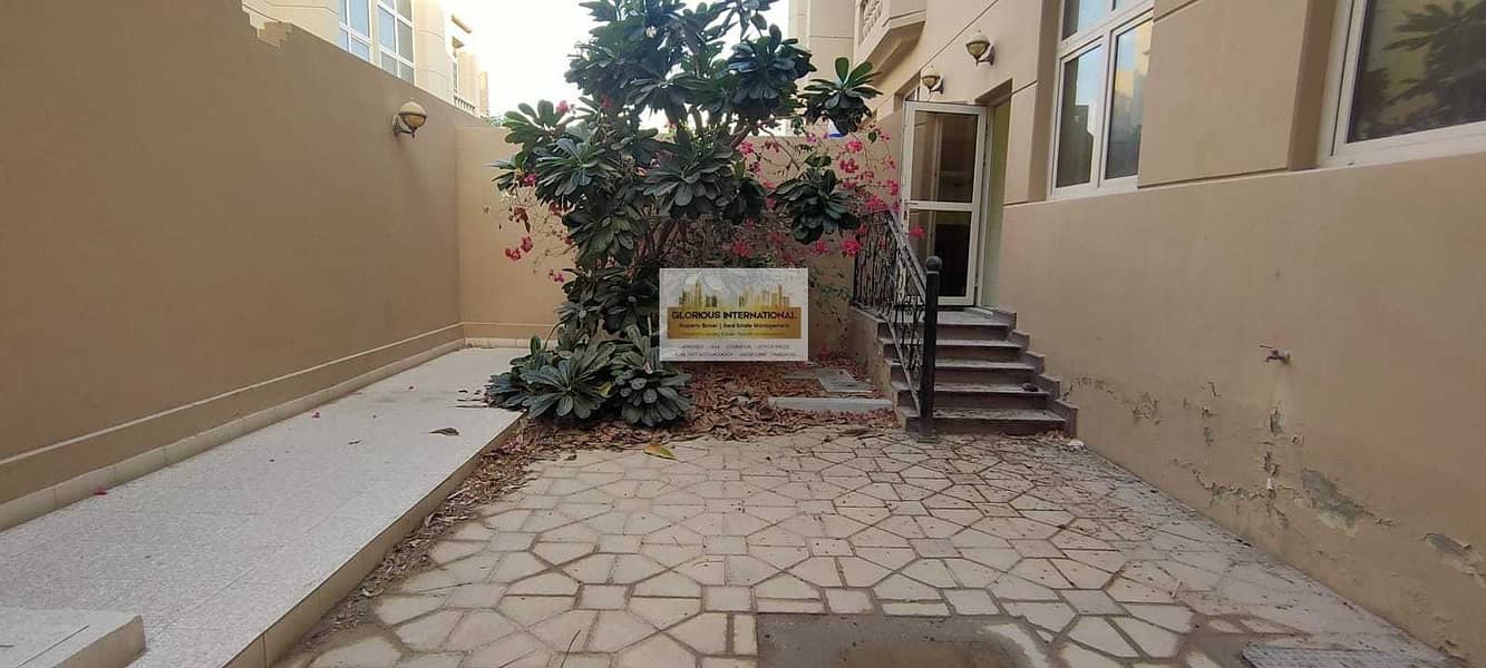 23 Exceptional 5BR Muroor Near Police College