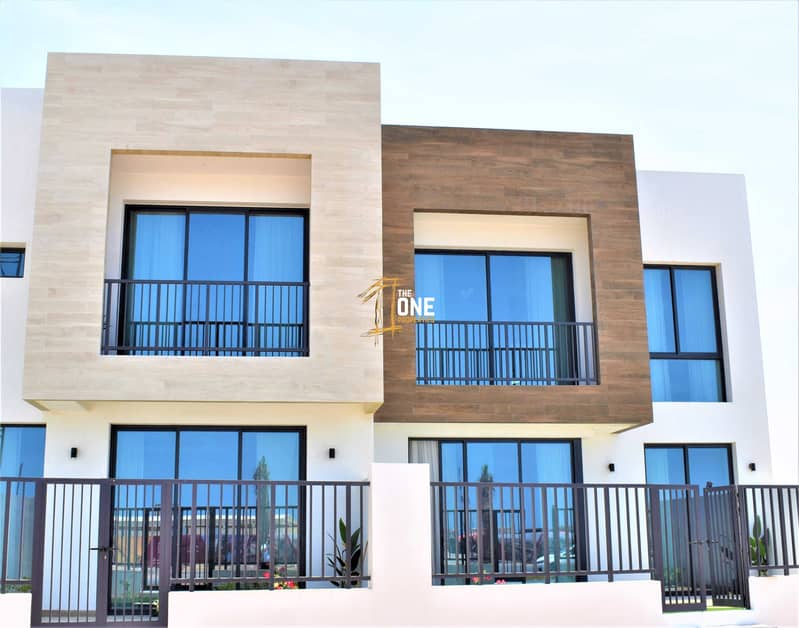 Luxury Marbella 2 Bedroom Townhouse - For Sale with Hot Offer Luxury Marbella 2 Bedroom Townhouse - For Sale with Hot Offer