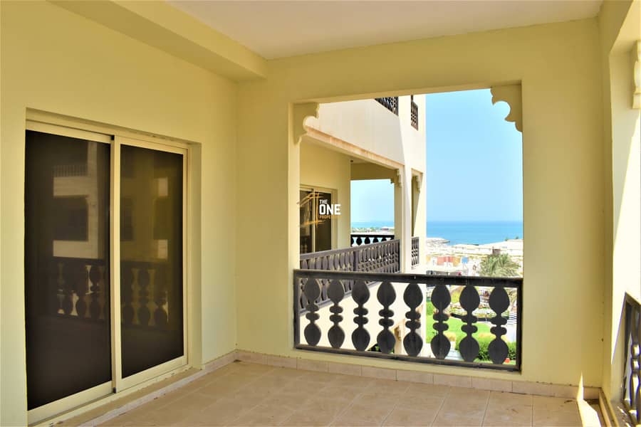 3 Bedroom + Maid I Mid Floor I Stunning View Apartment For Rent 3 Bedroom + Maid I Mid Floor I Stunning View Apartment For Rent