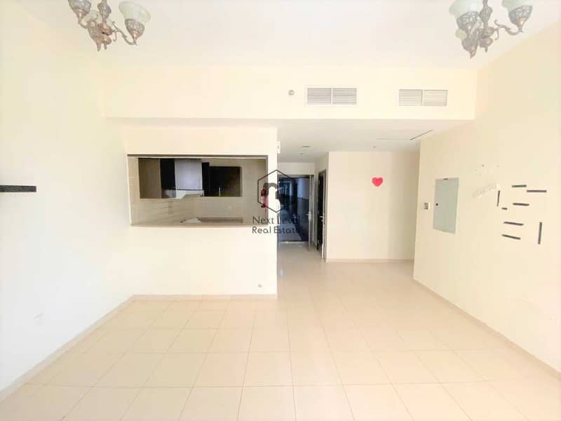 OPEN VIEW | 2 BED ROOM | 3 WASH ROOM |  LAUNDRY + PARKING | LONG BALCONY | QUEUE POINT
