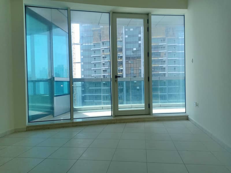 26 Spacious Unit | Unfurnished | Next to the Metro