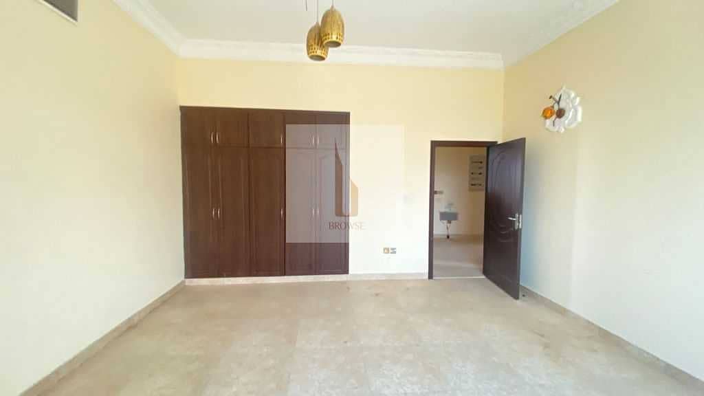 4 INDEPENDENT 5BR W/ SERVICE BLOCK + 2 MAJLIS