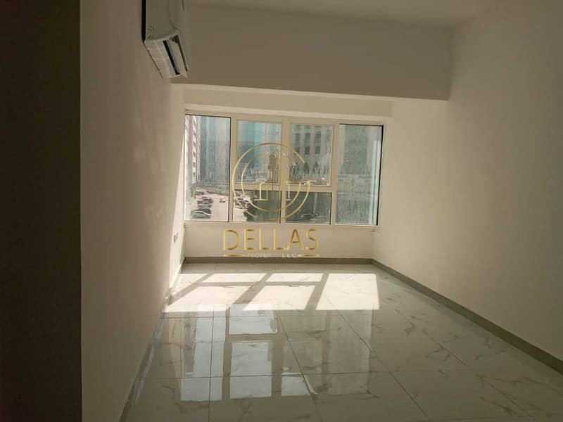 4 Apartment in Abu Dhabi - Tourist Club Area