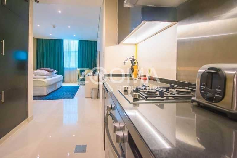 8 Luxury Fully Furnished | Available | Great Facilities