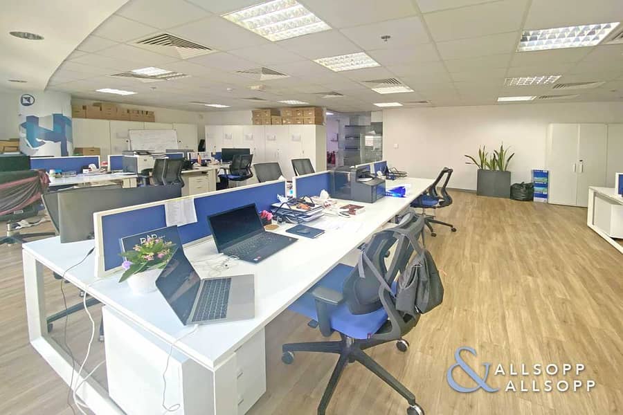 2 Fully Fitted Office | Close To Metro | DIFC