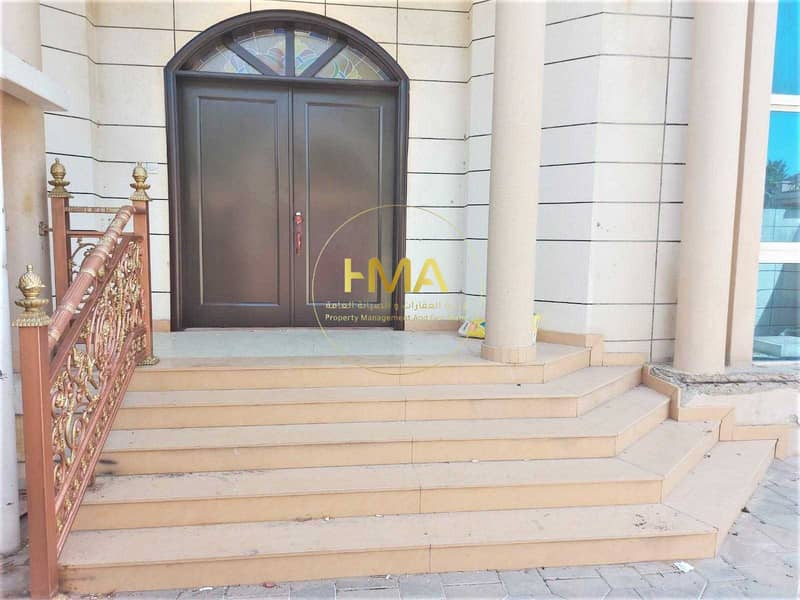 spacious luxury villa- high finishing-Al Mushrif