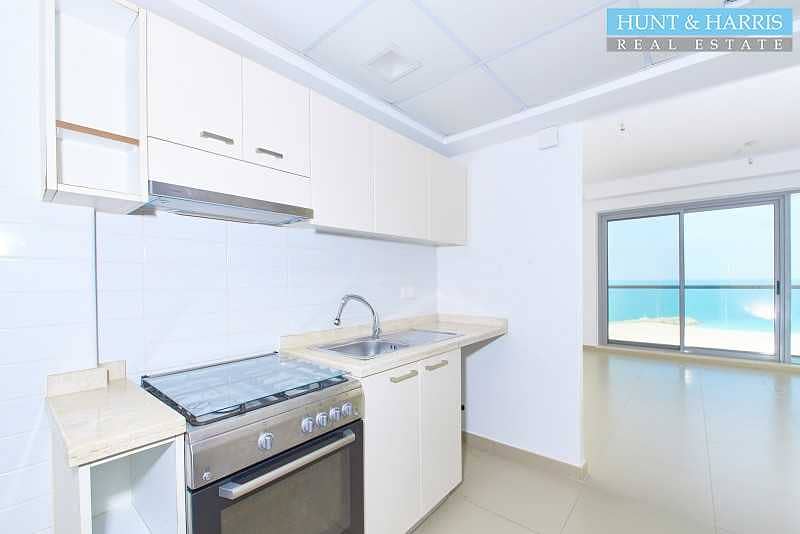 18 Tenanted | Sea View | Affordable Beach Luxury Living