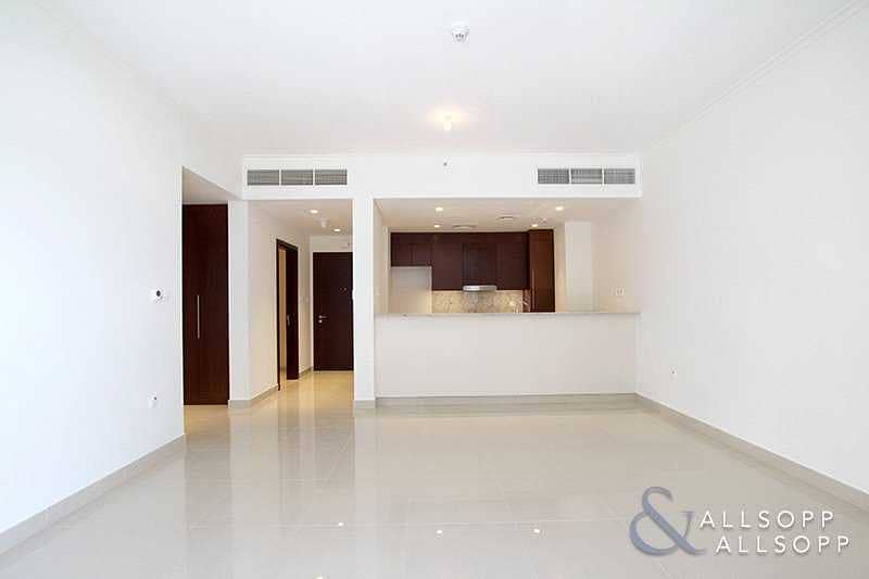 5 1 Bed Apartment | Chiller Free | 913 SqFt