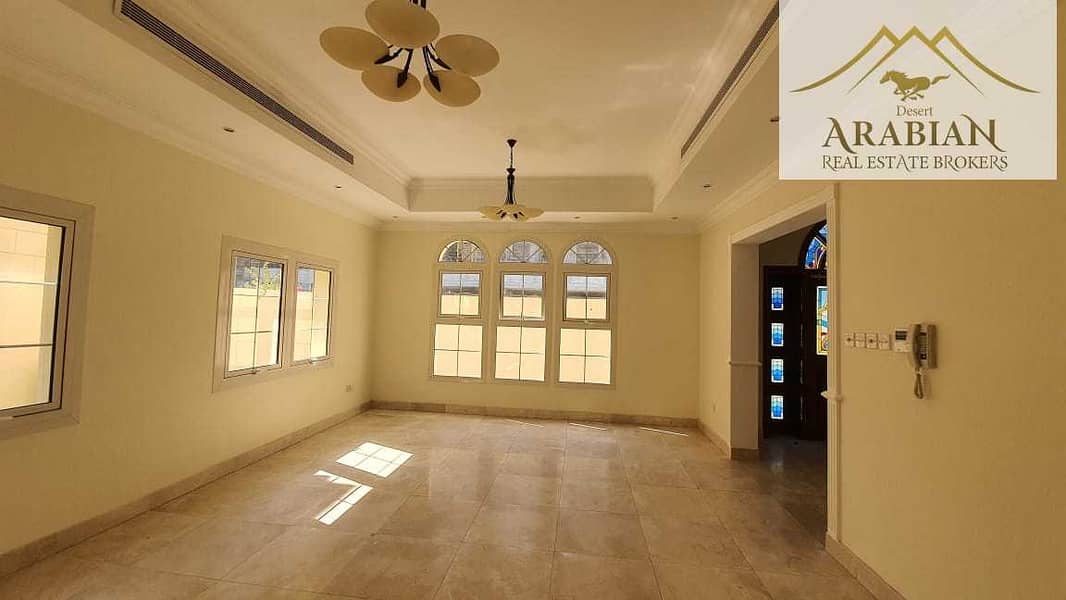 2 INDEPENDENT VILLA | NEAR MOE | LARGE ROOMS |