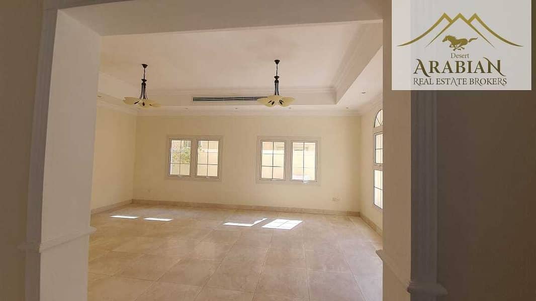 8 INDEPENDENT VILLA | NEAR MOE | LARGE ROOMS |