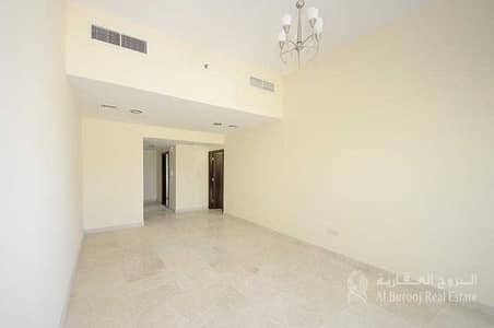Live in 2BR+Maids With Burj Khalifa and Canal View