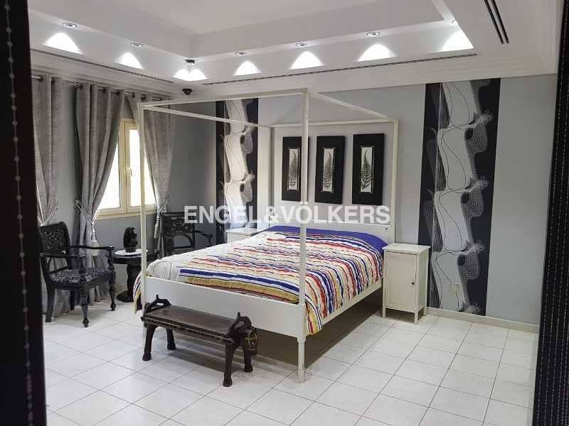 7 Upgraded 4 Bedroom - Hattan Executive 2 Type Available for Sale