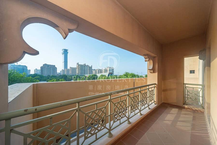 6 Spacious 2 bedroom in Golden mile Palm Jumeirah