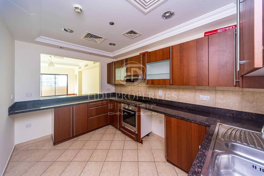 9 Spacious 2 bedroom in Golden mile Palm Jumeirah