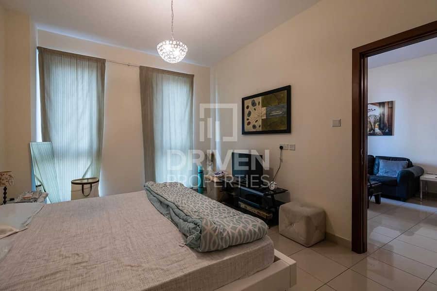 17 Furnished 1 Bed with Burj and Pool Views