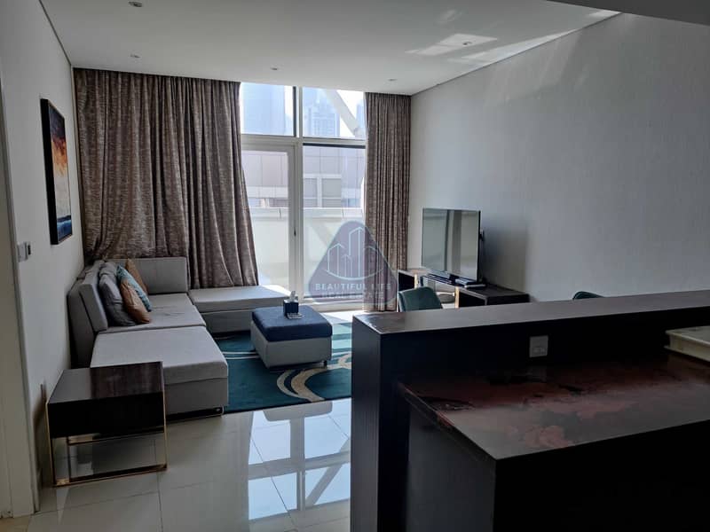 LUXURY FULLY FURNISHED 2BHK IN BAYS EDGE