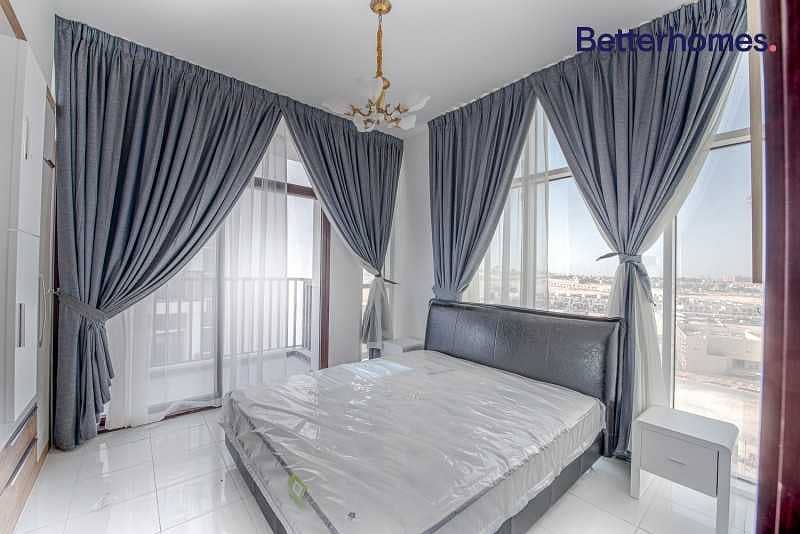 10 Pool View | Fully Furnished | Balcony |Rented