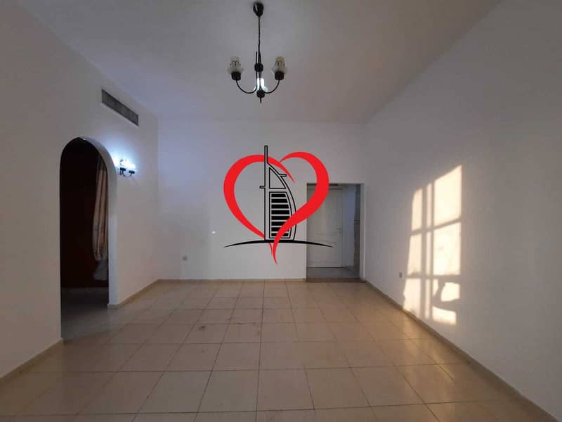 BIG STUDIO WITH SEPARATE KITCHEN AND BATHROOM LOCATED AT AL NAHYAN. BIG STUDIO WITH SEPARATE KITCHEN AND BATHROOM LOCATED AT AL NAHYAN.