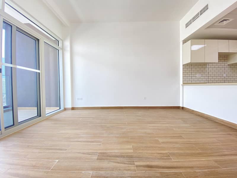 9 Brand New Apartment 0% Commission