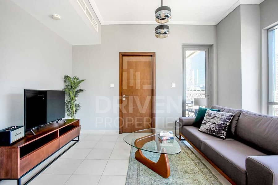 High Floor | Upgraded and Spacious Layout High Floor | Upgraded and Spacious Layout