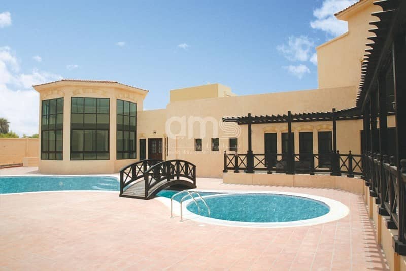 Well Maintained 4BR Villa Available for Rent in Khalidiya