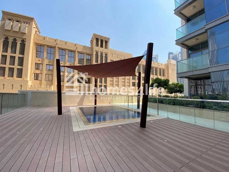 16 Resale | Burj Khalifa View | Spacious Layout