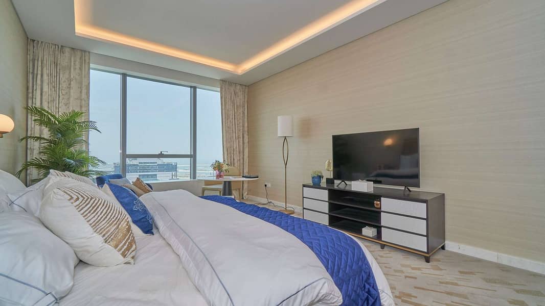 6 Brand New High-Floor Studio in Luxury Tower