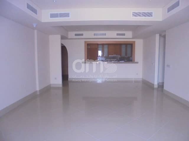 Spacious three bedroom apartment available for rent